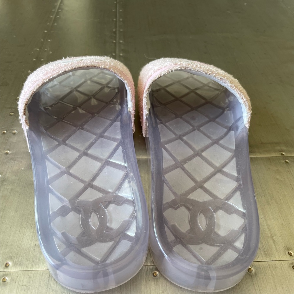 Chanel slides pink terry cloth logo sandals sz 39 - Picture 5 of 11